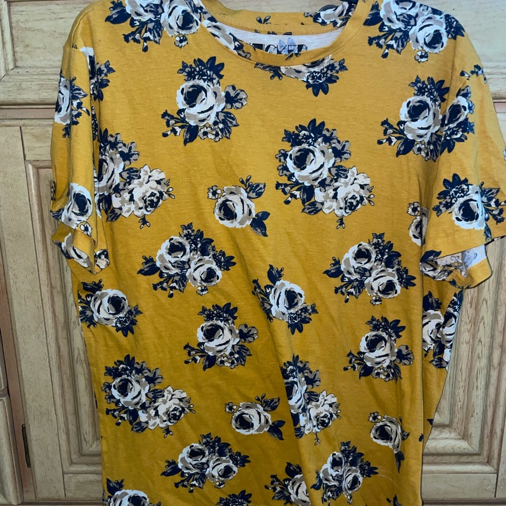 Knicker Bocker Men’s Large Flower Tee